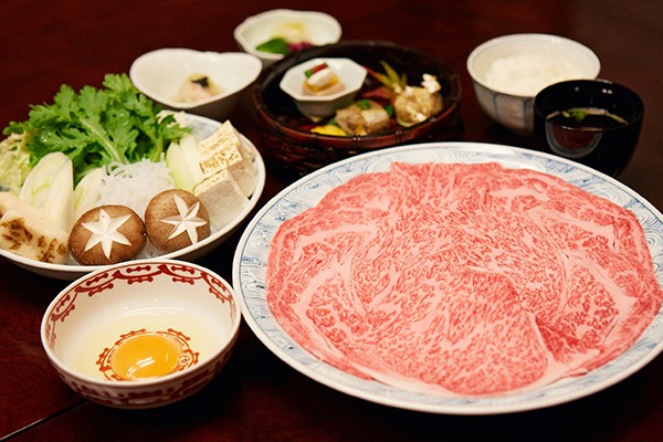 浅草今半すき焼き厳選食材写真