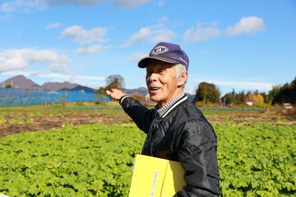 「榛名・十文字大根生産組合」の組合長、後閑英雄さん