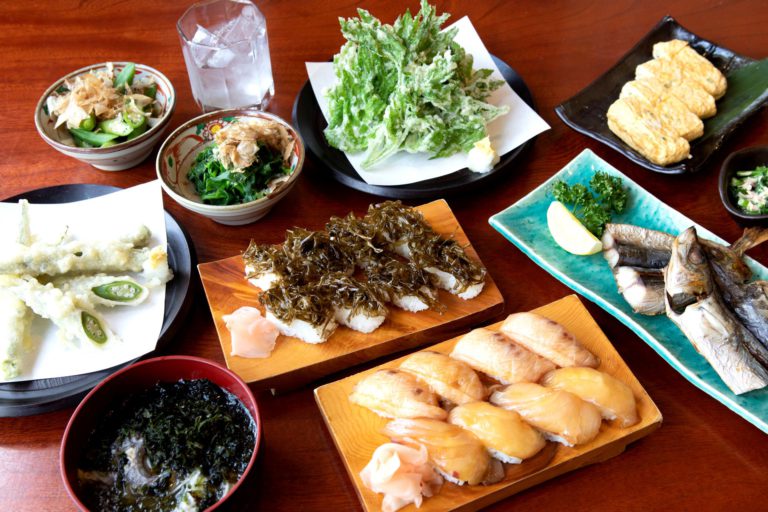 離島の恵みと歴史がつまった、島のごちそうたち