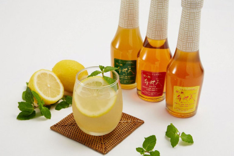 お酢の概念を変えた「飲む酢・デザートビネガーR」