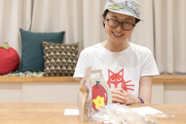 お菓子のマド鈴木洋子さん