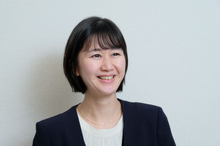 朝倉浩子さん