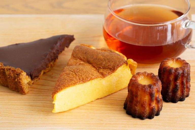 さらまんじぇ・とーかいのお菓子