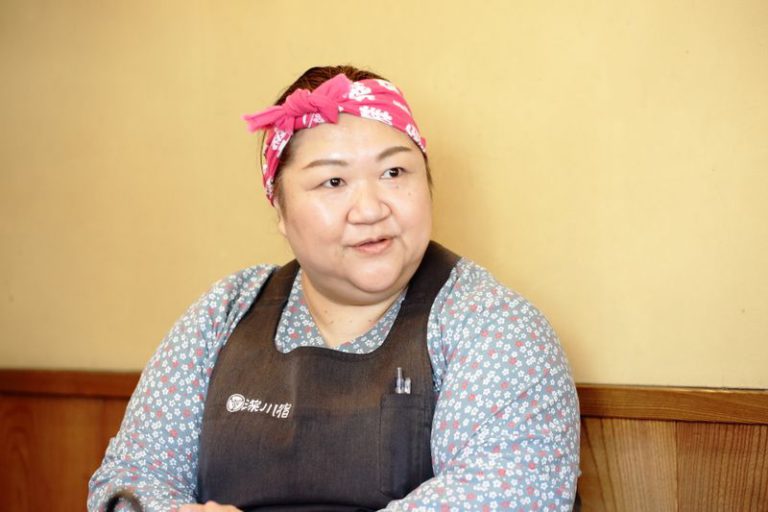 日東寺麻紀