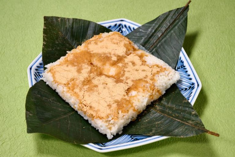 朴葉めし